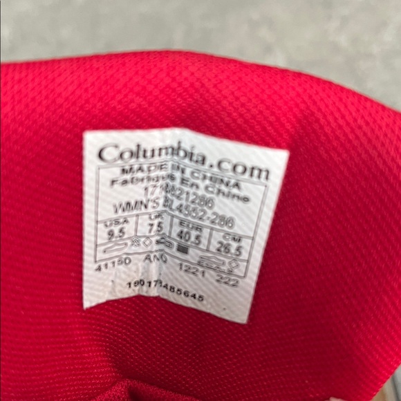 Columbia Women's Newton Ridge Plus Waterproof Boots - Brown and Red - Picture 6 of 8